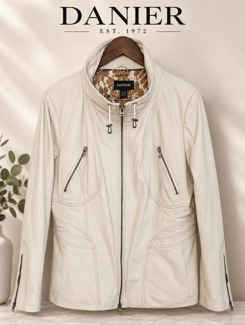 Danier Leather Women Jacket – XXL